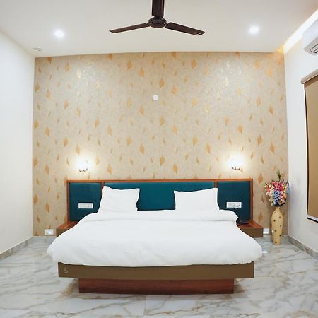 The Krati Resort And Convention Centre Bareilly Extérieur photo